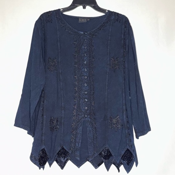 L.S.I. Tops - L.S.I. Prussian Blue Tunic Blouse w/ Black Embroidery S/M EUC